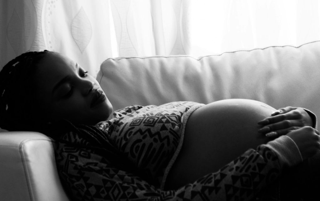 sleeping pregnant